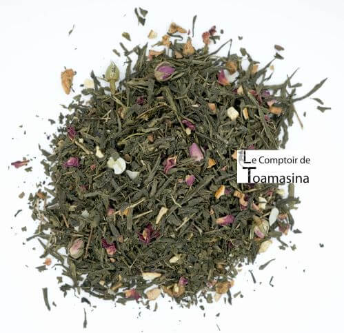 Buy green tea with Christmas spices at the best price